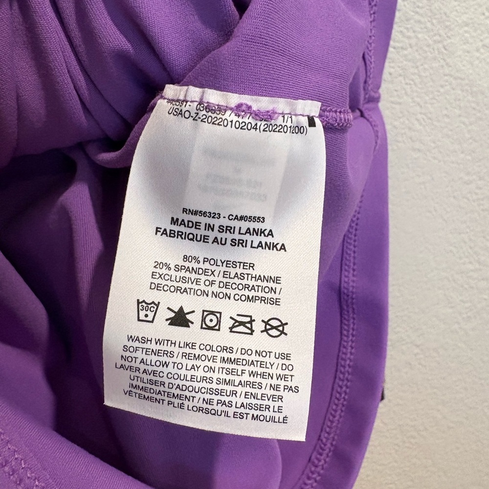 Nike One Fitted Girls Dri-FIT Purple Training Tank Size Medium 10/12 FZ5598-521 - Picture 9 of 11